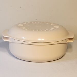 Vintage Tupperware Microwave Casserole Dish Bowl With Lid #2210A #2193B Almond